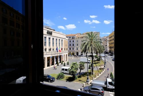 Hotel Lirico