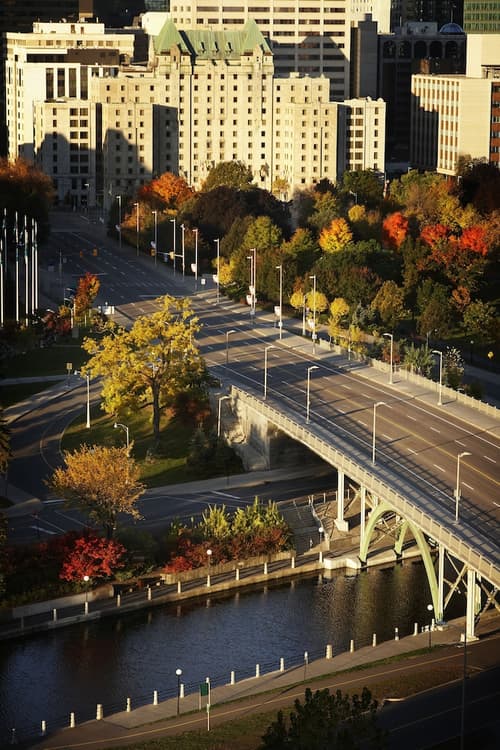 Lord Elgin Hotel, Aerial view