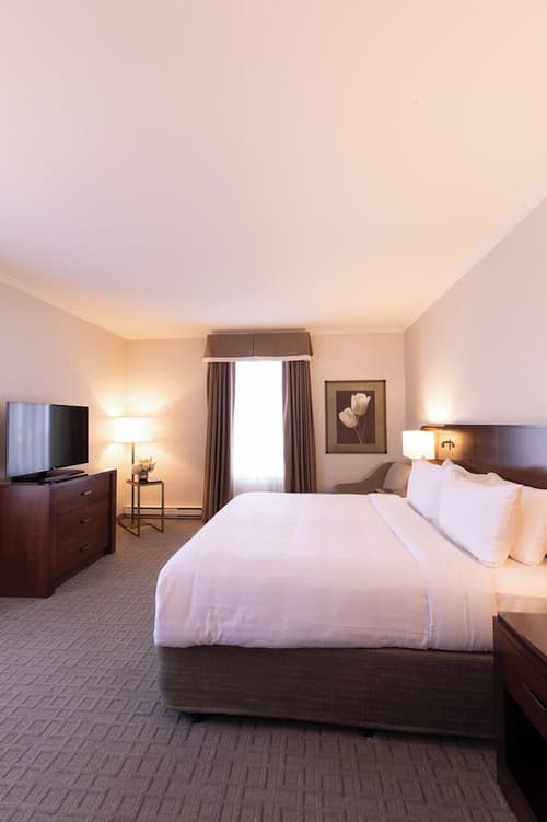 Lord Elgin Hotel, Room