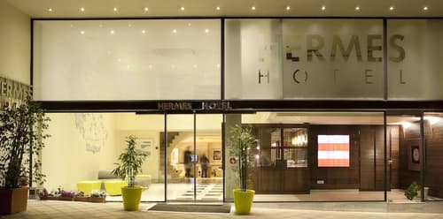 Hermes Hotel, Lobby