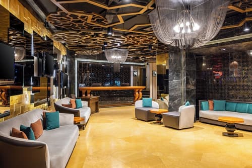 AHC Old City Hotel, Reception