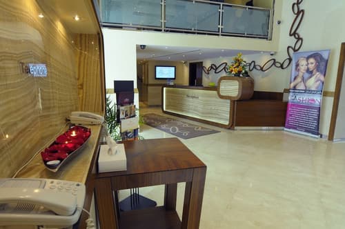 Howard Johnson by Wyndham Abu Dhabi, Lobby