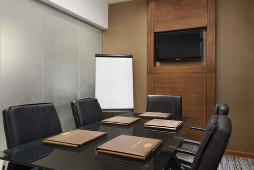 Howard Johnson by Wyndham Abu Dhabi