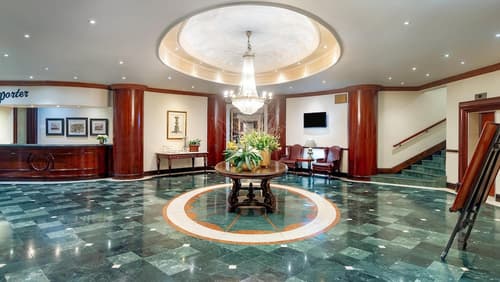 The Edward Hotel
