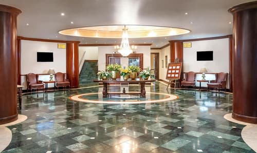 The Edward Hotel