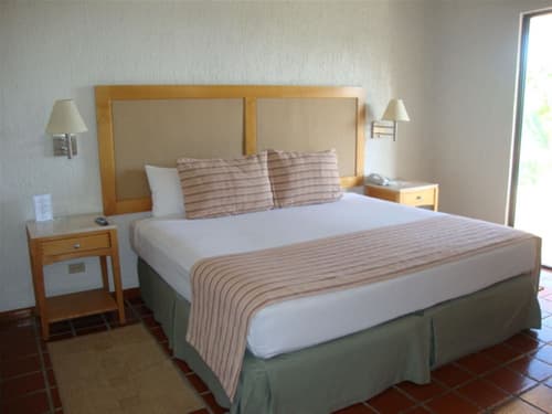 Park Royal Homestay Los Cabos, Room