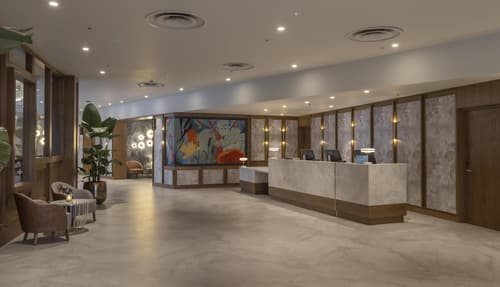 Hilton Dublin, Reception