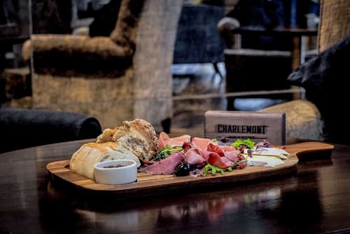 Hilton Dublin, Restaurant