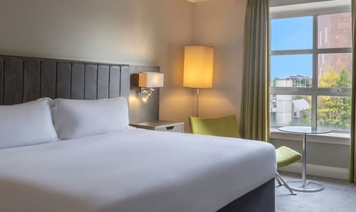 Hilton Dublin, Room