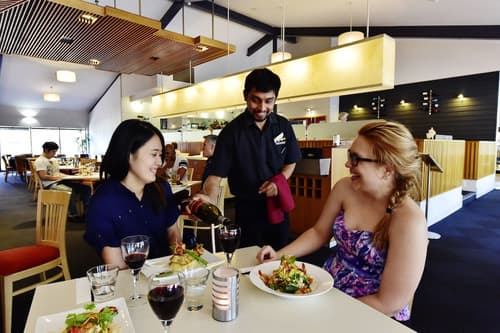 Mercure Alice Springs Resort, Restaurant