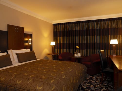 The Stirling Highland Hotel, Room