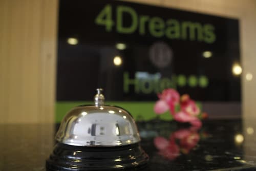 4Dreams Hotel, Reception