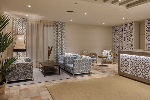 Hesperia Córdoba, Reception