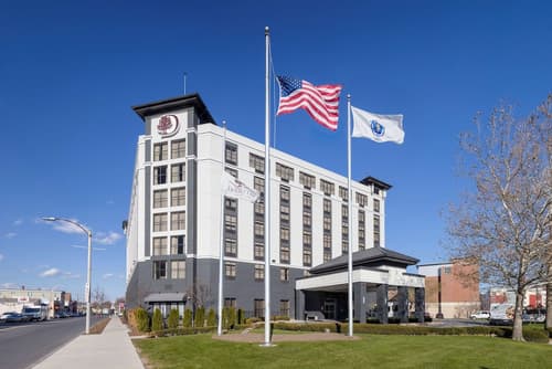 Doubletree By Hilton Boston Logan Airport Chelsea, Primary image
