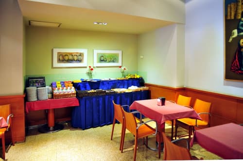 Hotel Zenit Dos Infantas, Breakfast area