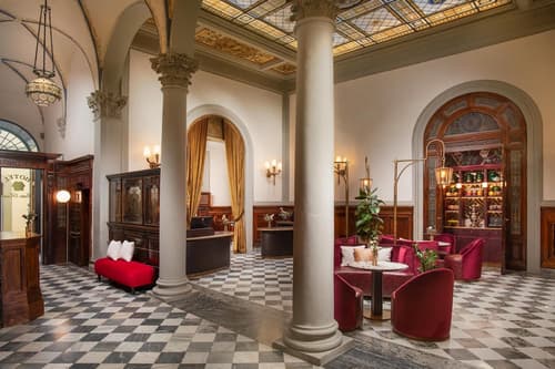 NH Collection Firenze Porta Rossa, Lobby