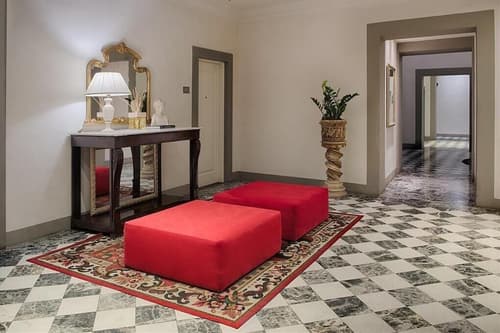 NH Collection Firenze Porta Rossa, Lobby