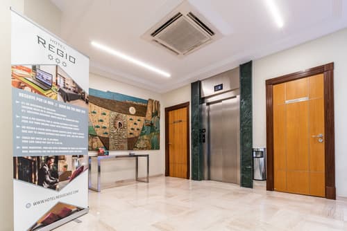 Hotel Regio Cadiz, Reception