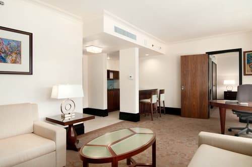 Hilton Trinidad & Conference Centre, Room