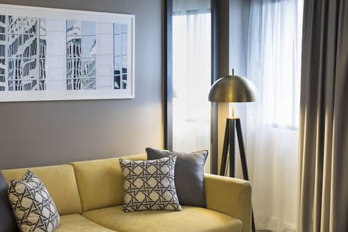 Vibe Hotel Sydney, Room