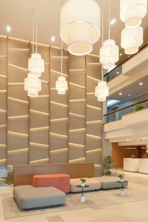 NH Ciudad de Santiago, Lobby