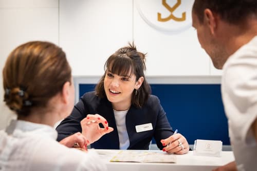 Hotel Byakko Nice, Reception