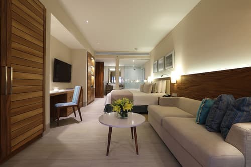 Emporio Cancun Optional All Inclusive