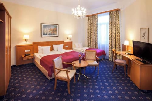 Centro National Frankfurt, Trademark Collection by Wyndham, Room