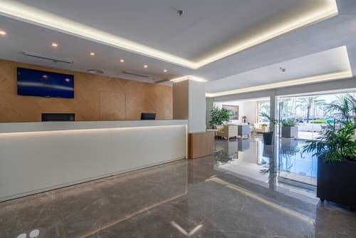 Hotel Mirador, Reception