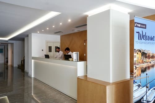 Hotel Mirador, Reception