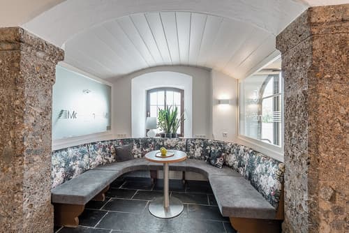 Hotel Mondschein, Lobby