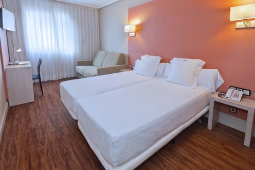 Hotel Num
