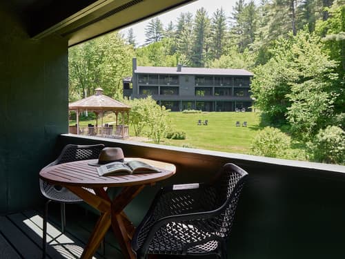 Bluebird Cady Hill Lodge, Balcony