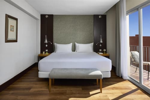 NH Barcelona Stadium, Room