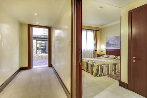 Hotel Panorama, Room