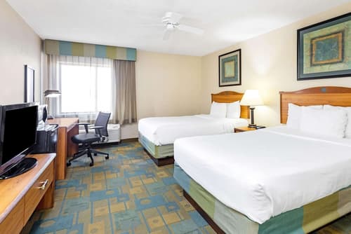 La Quinta Inn & Suites by Wyndham El Paso East