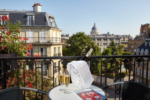 Hôtel Relais Saint Jacques Paris, Exterior