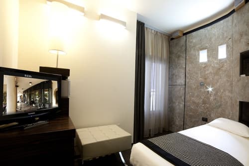 Hotel Ancora, Room