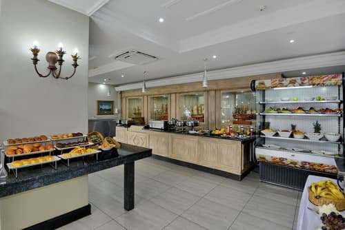 The Balmoral Hotel, Breakfast buffet
