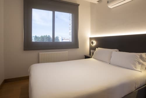 Hotel Sancho Ramírez