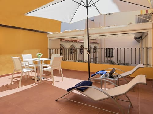 H10 Corregidor Boutique Hotel