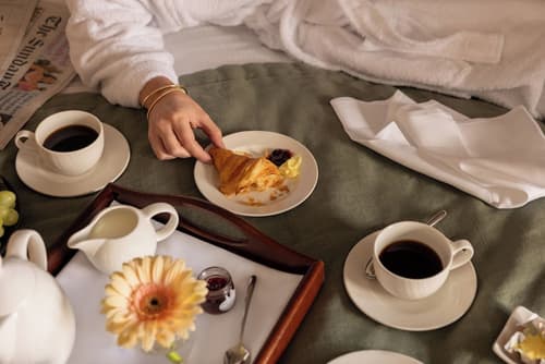 Royal Garden Hotel, Room