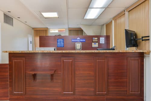 Americas Best Value Inn Sarasota Downtown, Reception