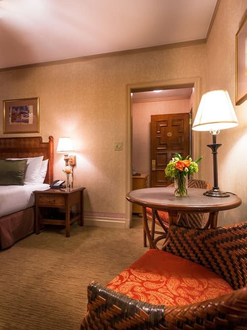 Casablanca Hotel by Library Hotel Collection, Room