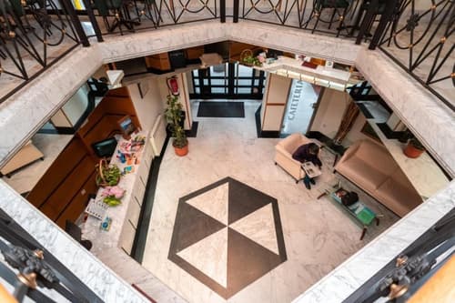 Hotel Astures, Reception