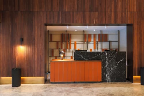 Hotel Liabeny, Reception