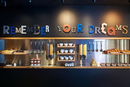 CAMPANILE PARIS 12 - Bercy Village, Breakfast area