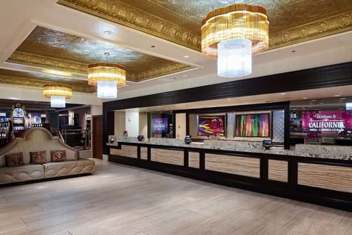California Hotel and Casino, Lobby
