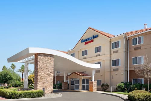 Fairfield Inn by Marriott Visalia Sequoia, Exterior