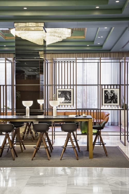 Melia Milano, Lobby sitting area